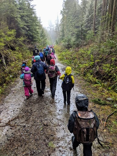 Des moments en nature | Making Time For Learning In Nature